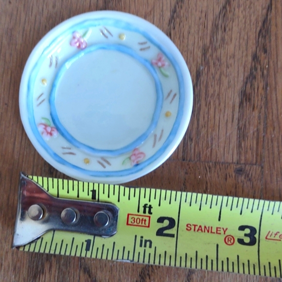 Disney Winnie the Pooh Miniature Tea Cups, Saucers and Plates - Picture 9 of 9